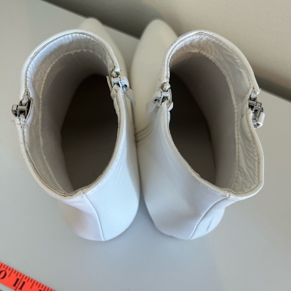 White ankle zip boots size 10 - Picture 4 of 10